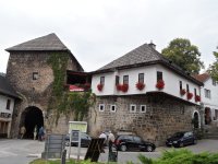 Jajce, Travnik-i kapu a város felől